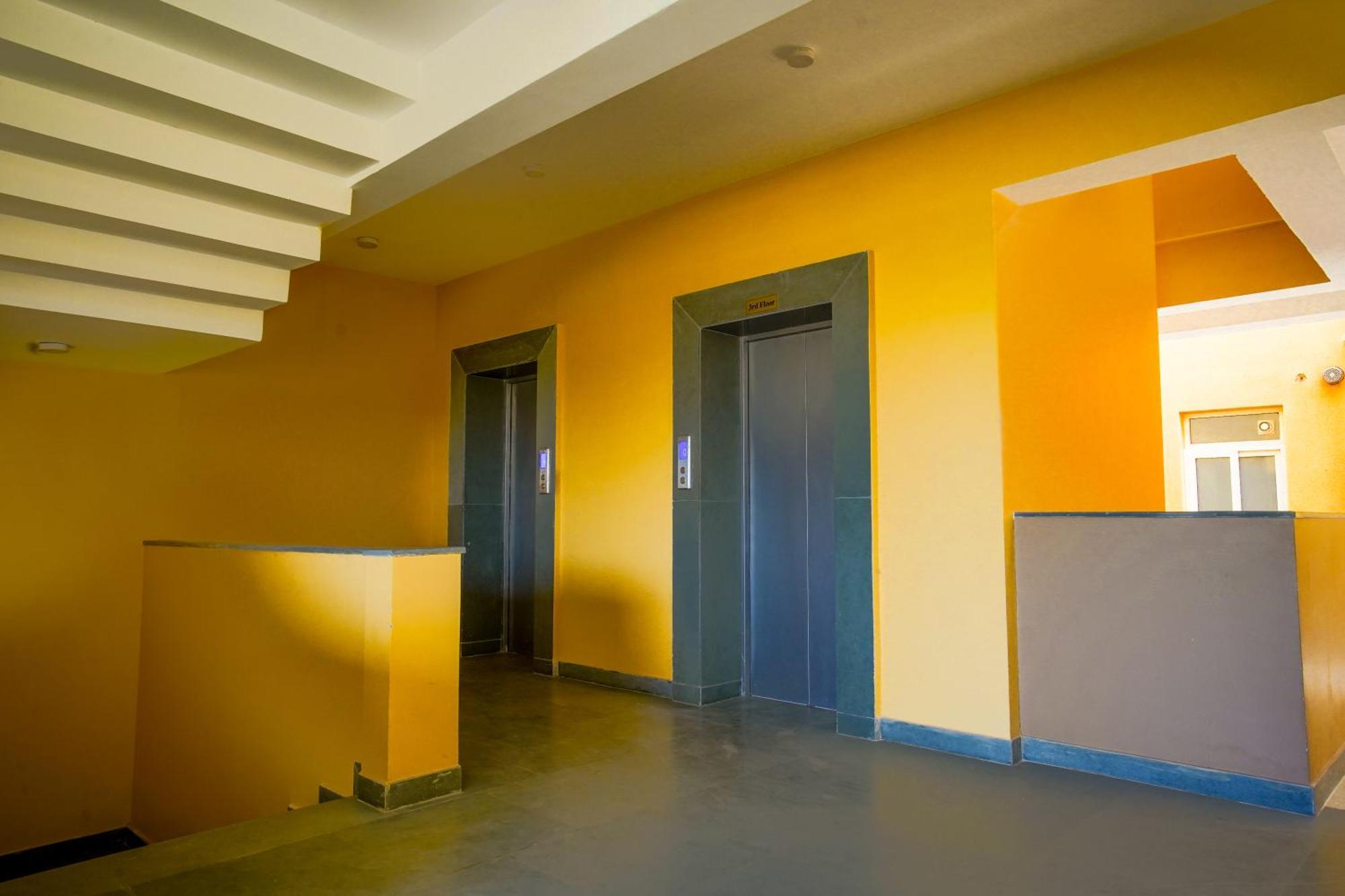 Alaya Stays 1 Bhk With Balcony & Pool - Veera Marina Candolim Eksteriør bilde