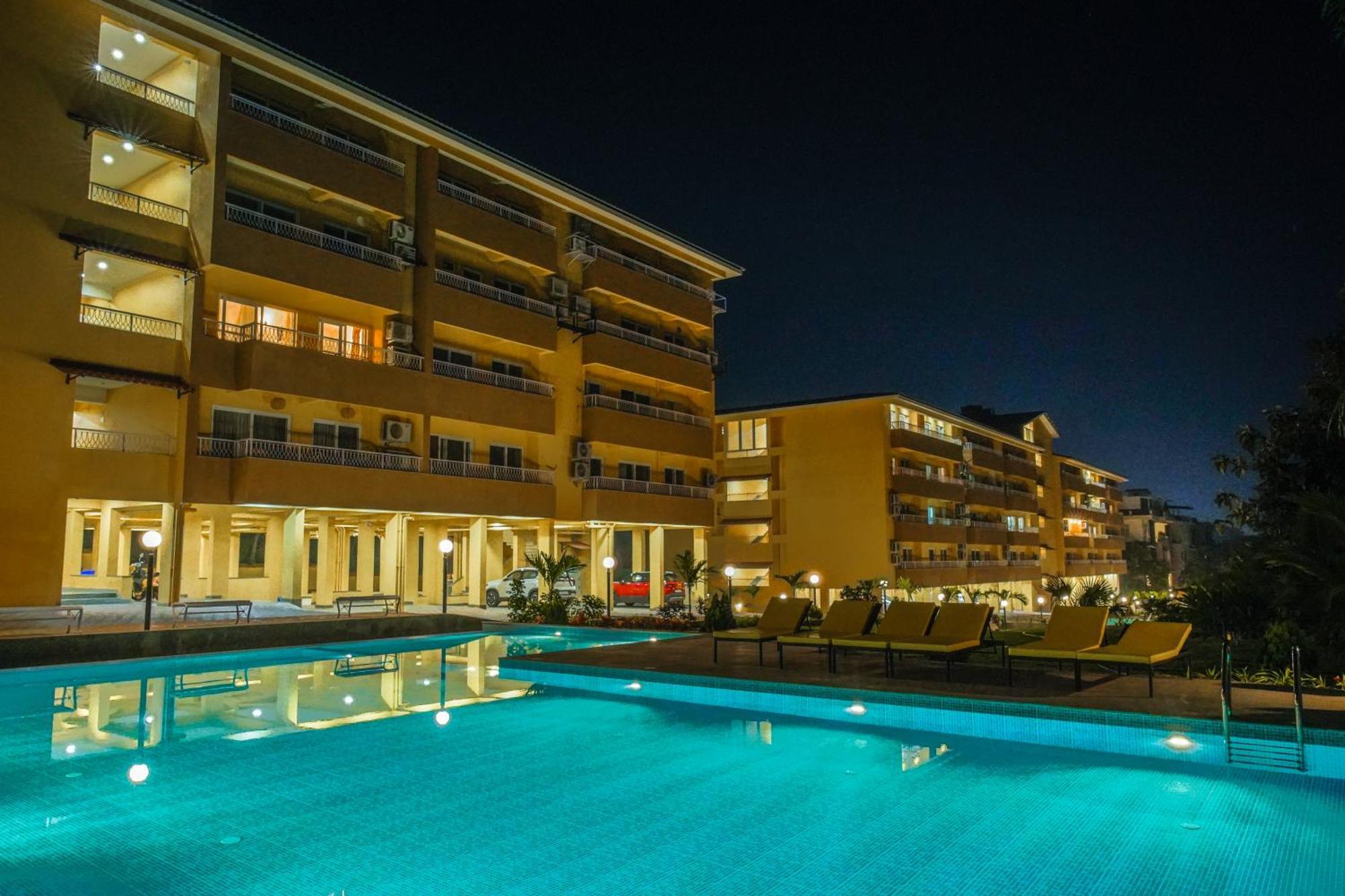 Alaya Stays 1 Bhk With Balcony & Pool - Veera Marina Candolim Eksteriør bilde