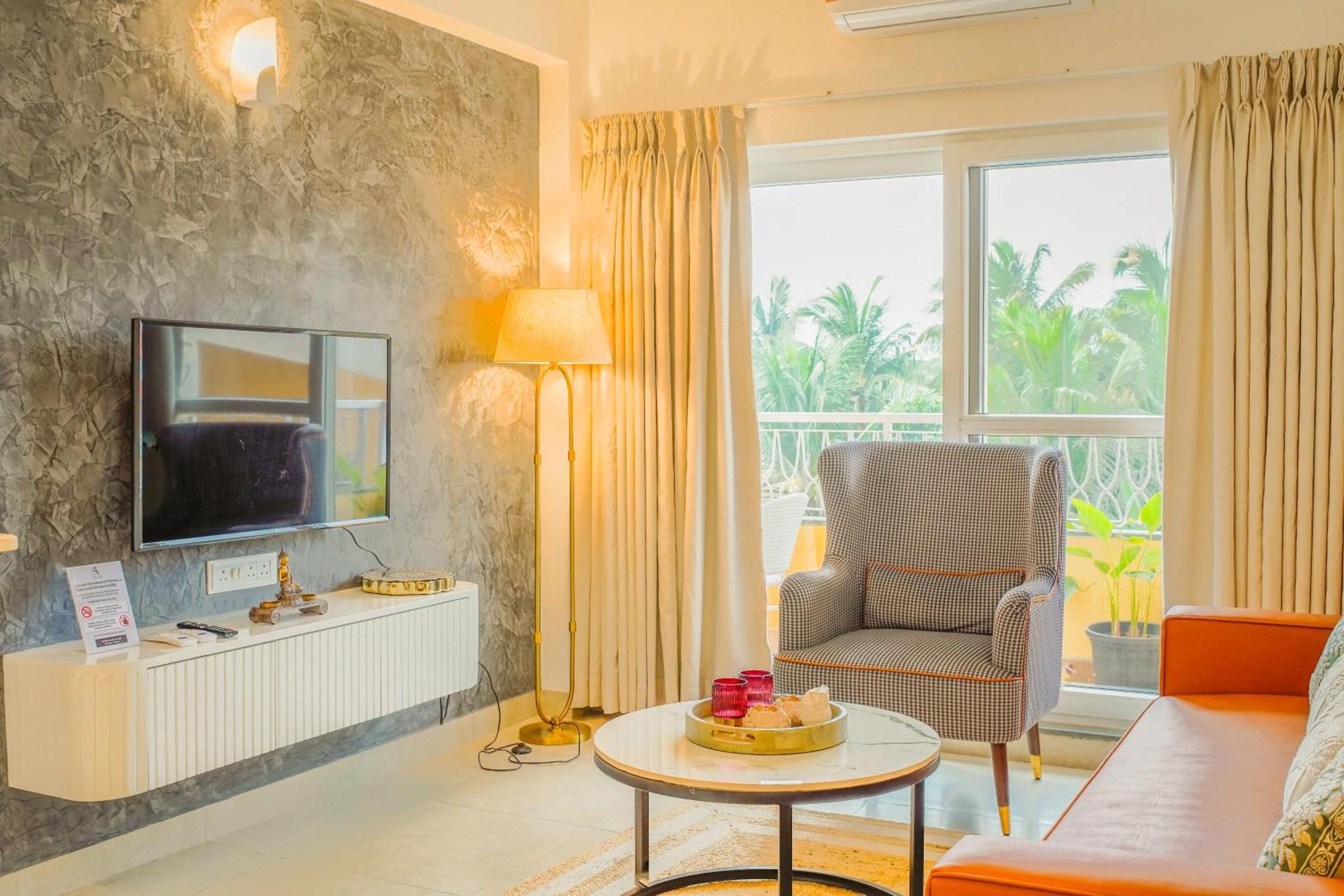 Alaya Stays 1 Bhk With Balcony & Pool - Veera Marina Candolim Eksteriør bilde